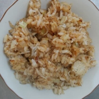 お昼ご飯に、パパッと作れました！
胡椒のアクセントが効いて美味しい！と家族にも好評でした(^^)
是非また作りたいと思います、ありがとうございました♪